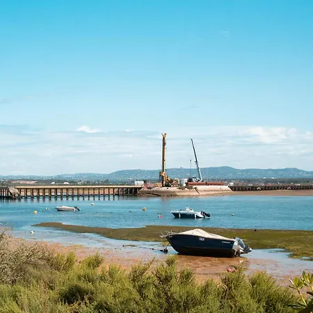 Wax Life Is A Lejlighed Faro