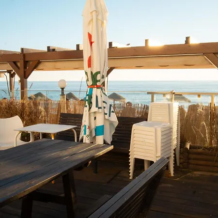 Апартаменты Wax Life Is A Фару